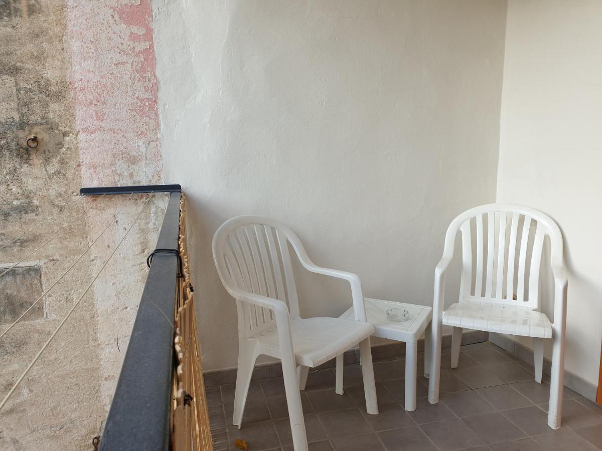 Le Logis De La Tour Apartment Авиньон Екстериор снимка