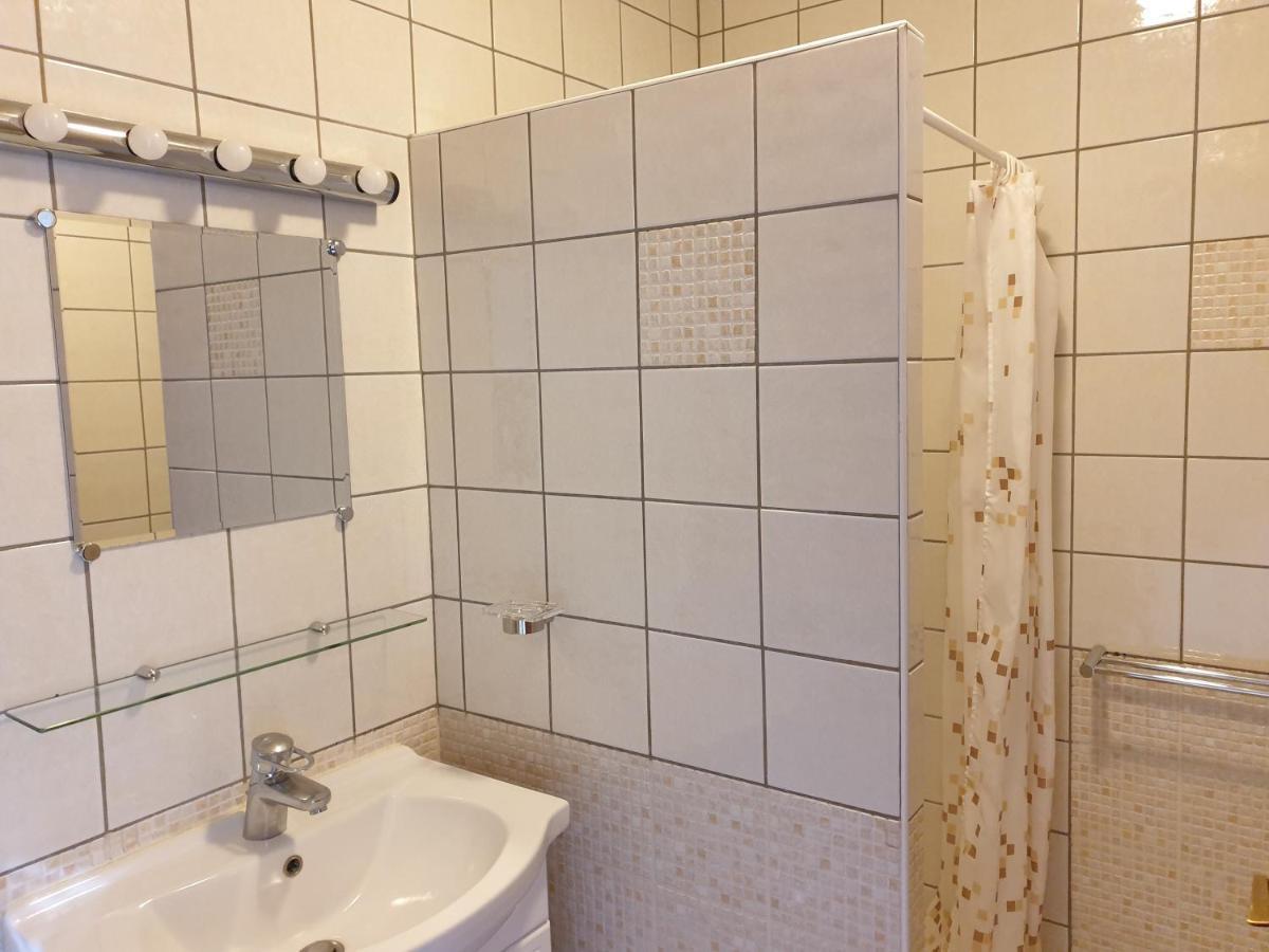 Le Logis De La Tour Apartment Авиньон Екстериор снимка