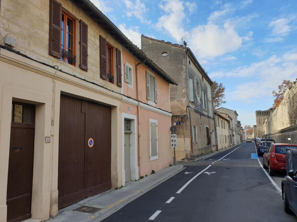 Le Logis De La Tour Apartment Авиньон Екстериор снимка