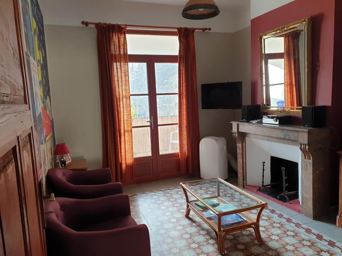 Le Logis De La Tour Apartment Авиньон Екстериор снимка
